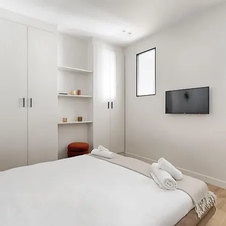 Appartement Folie Mericourt Republique 3 : Charming *